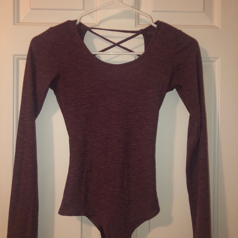 Maroon garage lace-back bodysuit size: xxs